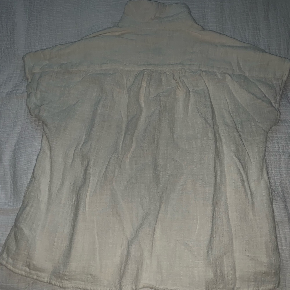 White button up linen shirt